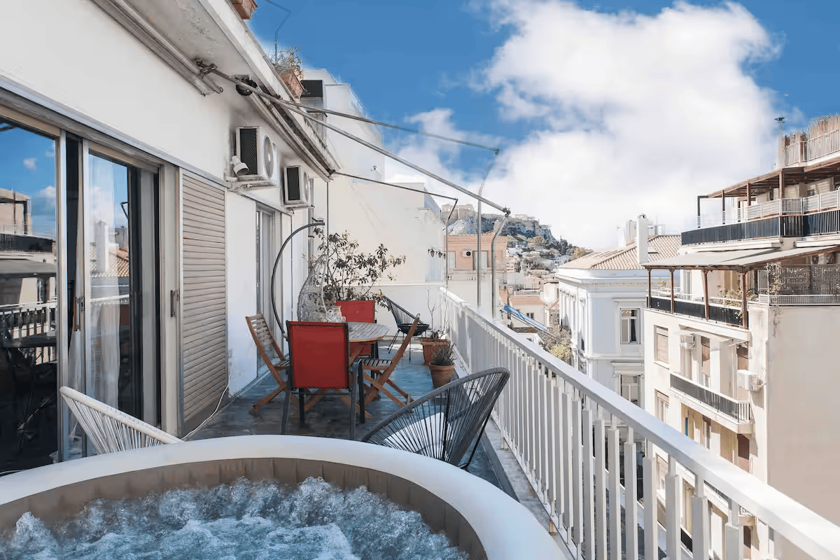 d6e21095-f197-4d93-9d21-d507556b5622